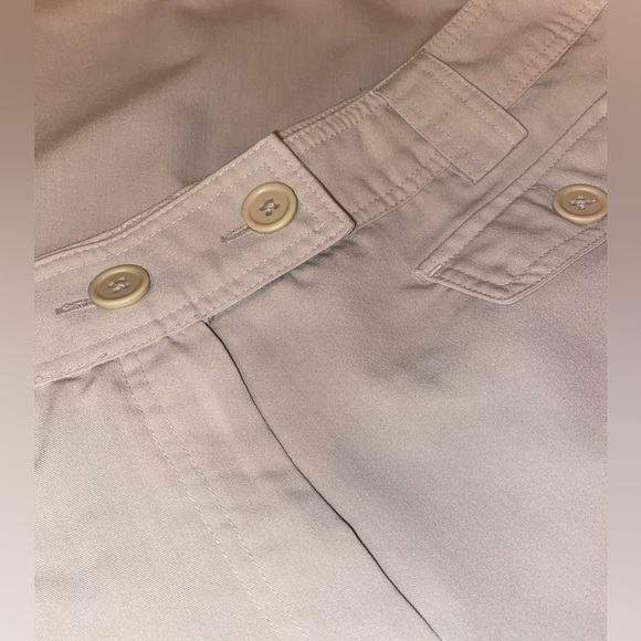 Cato Khaki Cropped Capri Pants Tan Size 14 - Picture 4 of 6